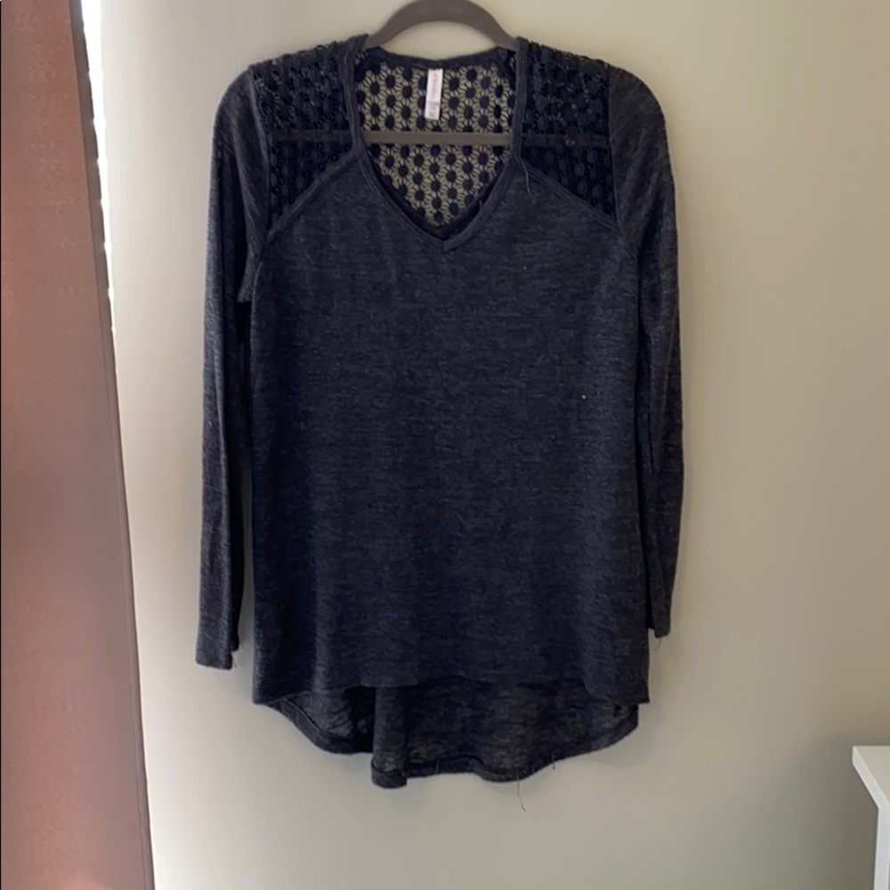 Large xhiliration top